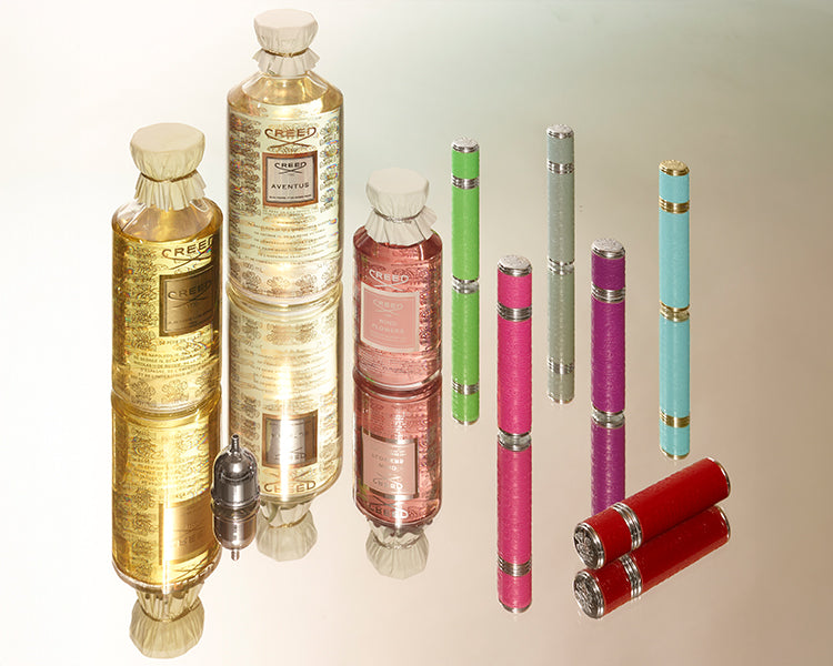 Flacons in various sizes and atomizers in various colors of atomizers